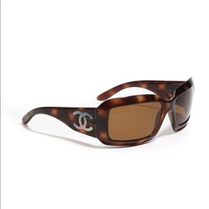 CHANEL Brown Tortoise Shell Sunglasses